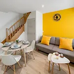 Maison Cosy L Atypique Hyper Centre Bureau Confortable Wifi Et Netflix * Mayenne