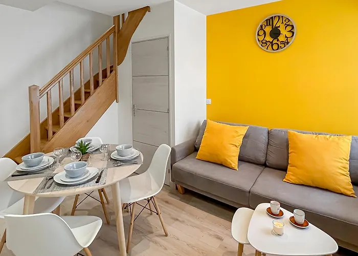 Maison Cosy L Atypique Hyper Centre Bureau Confortable Wifi Et Netflix * Mayenne